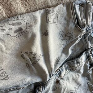 Kzubi Denim Graphic Print Jean